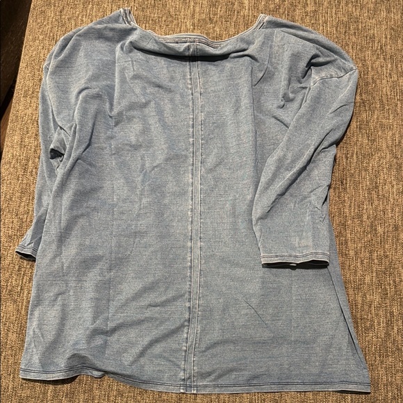 White House Black Market Gray Asymmetrical 3/4 Sleeve Blouse - Picture 3 of 3